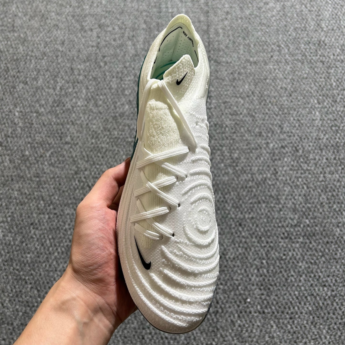 Nike Phantom Luna Elite FG