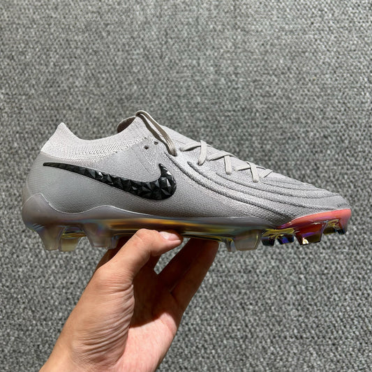 Nike Phantom Luna Elite FG