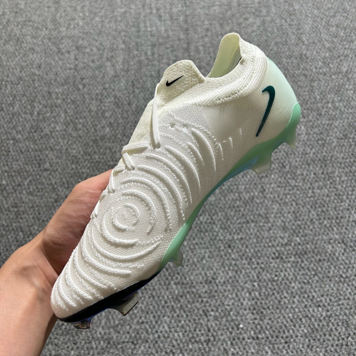 Nike Phantom Luna Elite FG