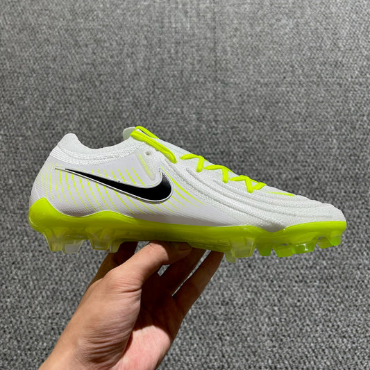 Nike Phantom Luna Elite FG