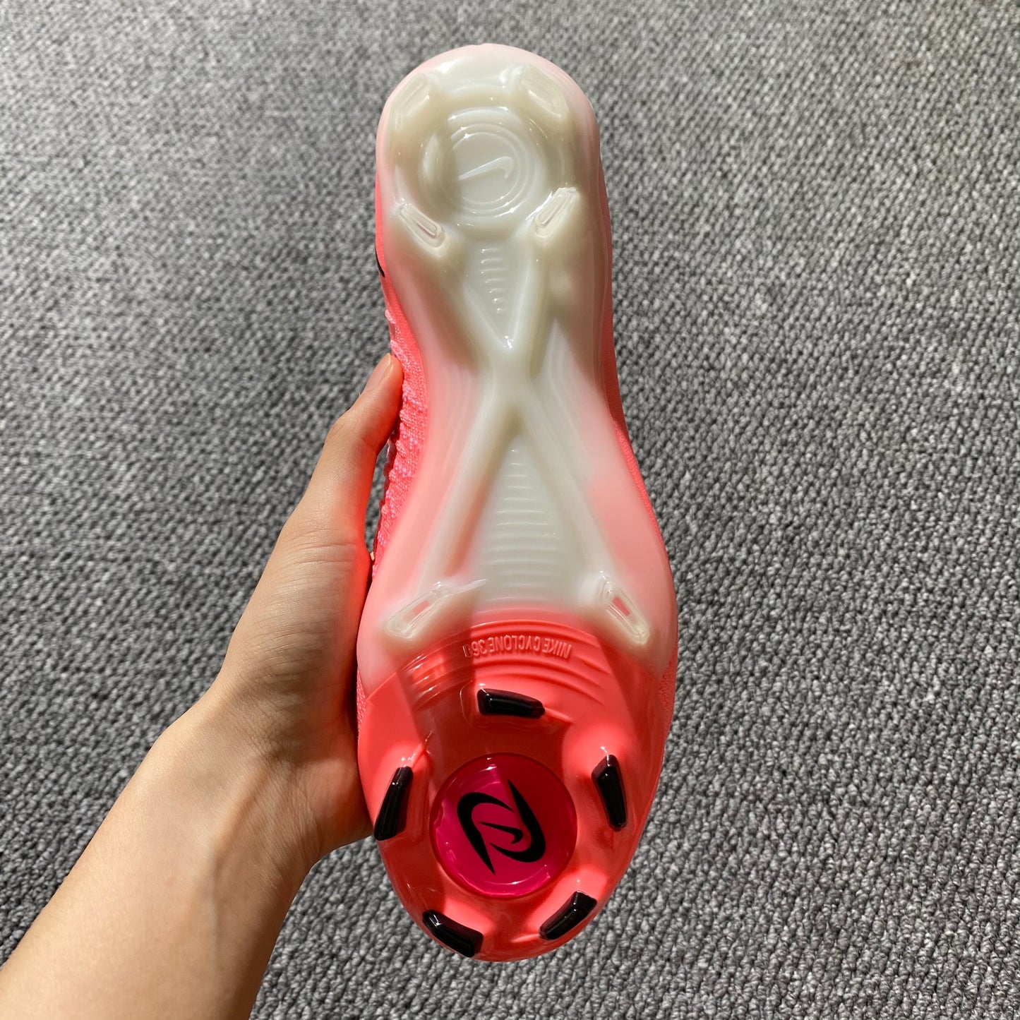 Nike Phantom Luna Elite FG