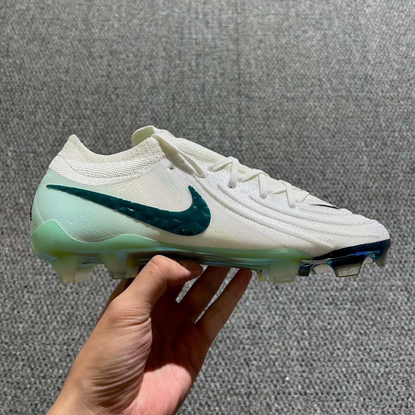 Nike Phantom Luna Elite FG