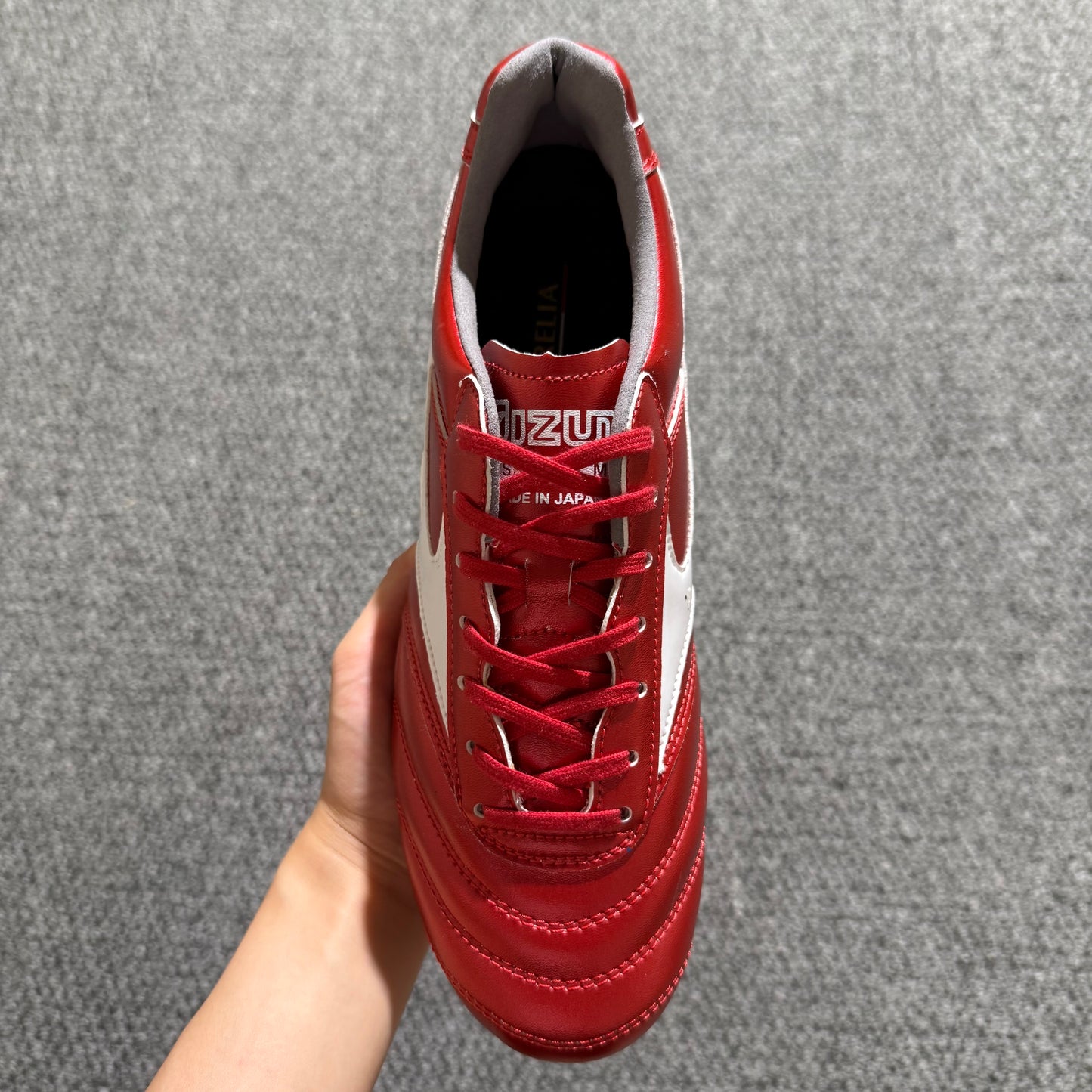 Mizuno Morelia Neo