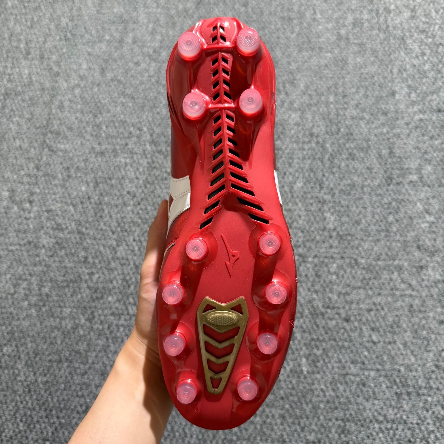 Mizuno Morelia Neo